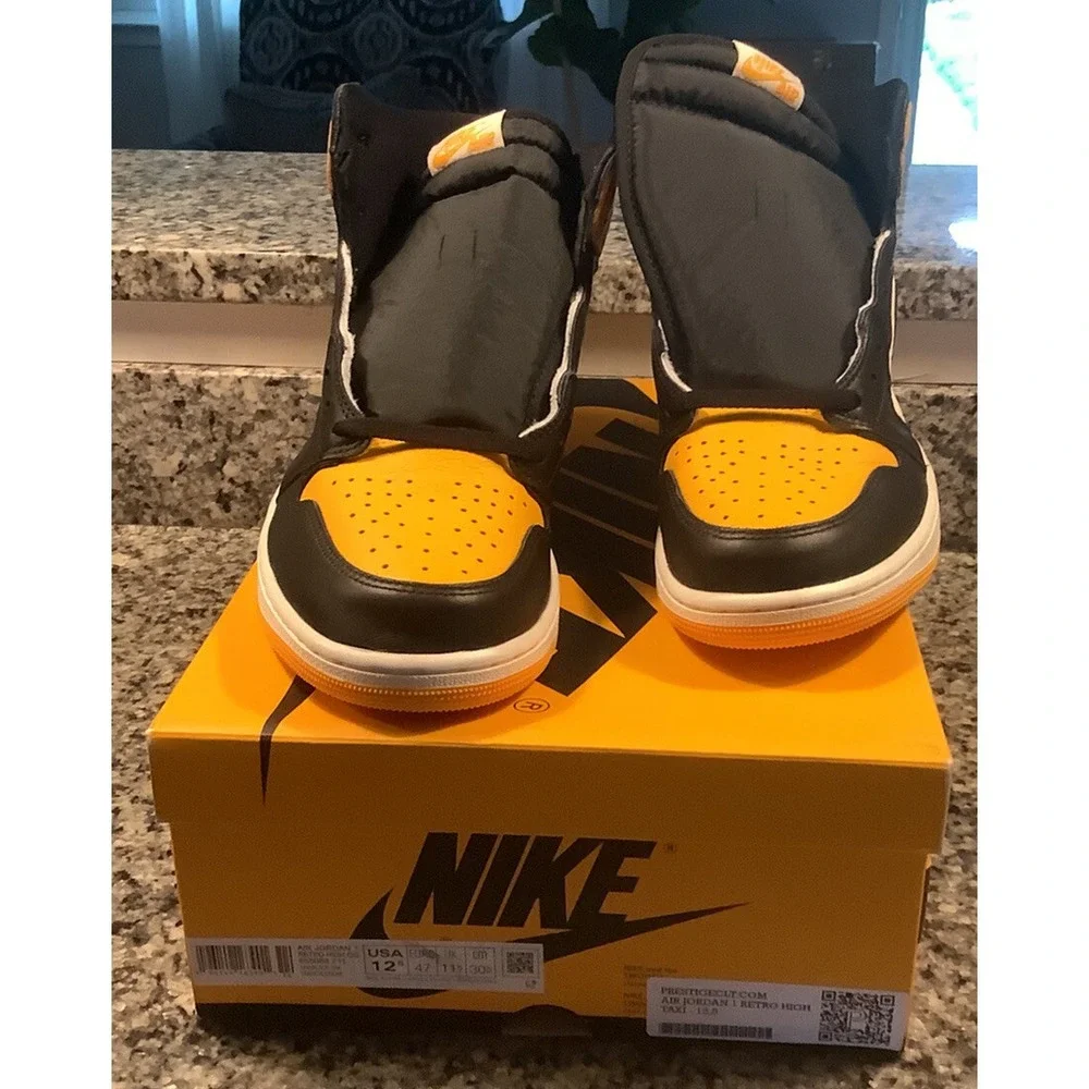 Nike Air Jordan 1 Retro High OG Taxi Yellow Toe 555088-711 Men's Size 12 NEW DS